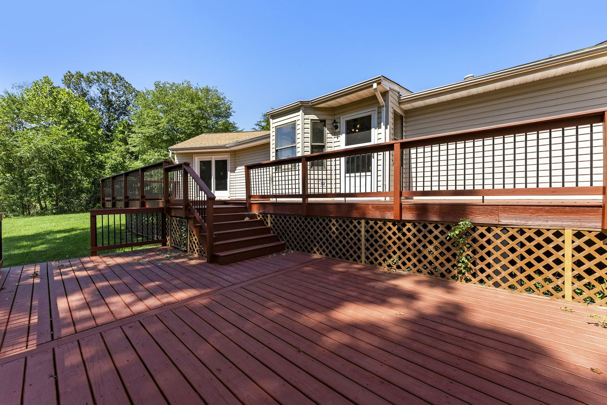 Rear deck overlooking the back yard